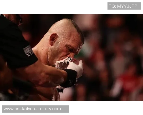 UFC狼人冰人与冰人对决的精彩瞬间与战术分析